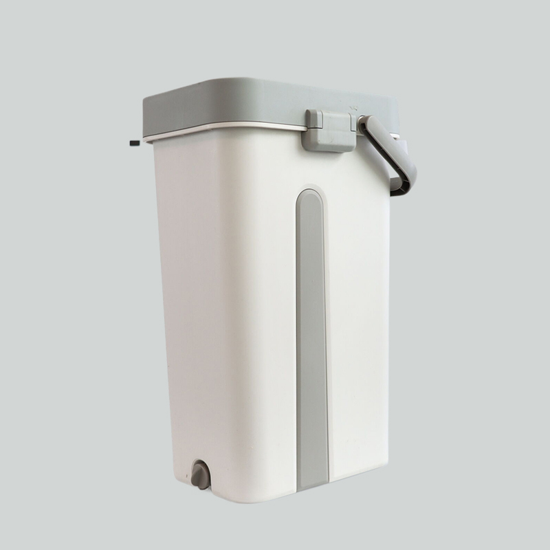 White Squeeze Flat Mop And Bucket Set Long Handle Hardwood Floor 7.5L Capacity