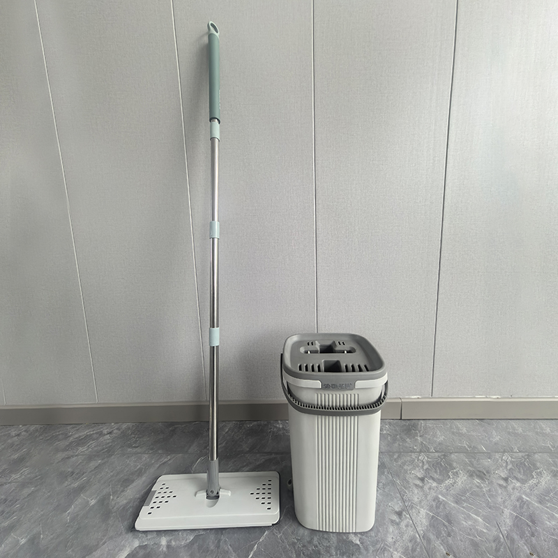 4.5L Squeeze Flat Mop Bucket Set 360 Sliding Type Washable Microfiber Fabric Refills Self Wash Dry And Wet Use